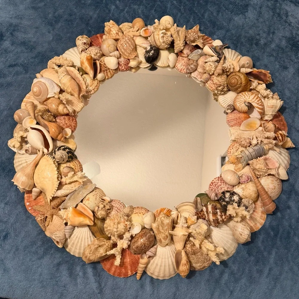 Large round seashell mirror. Natural seashells, crab, sea star, lobster 28” diam